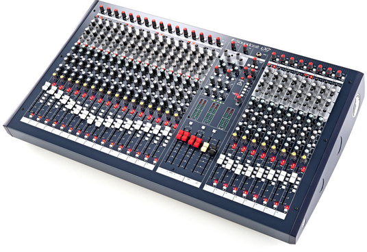 Микшерный пульт Soundcraft LX7II 24ch